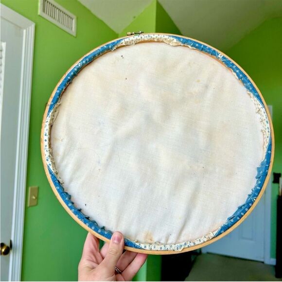 Vintage Embroidered Hoop Wheel Bird Lovers Floral Wall Hanging 3D Art Decor - Picture 4 of 7